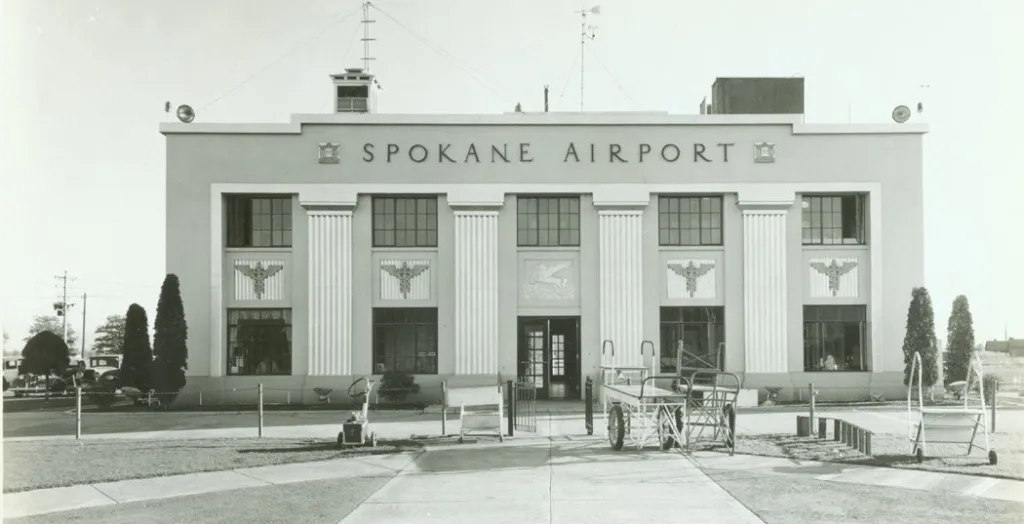 Felts Field old terminal